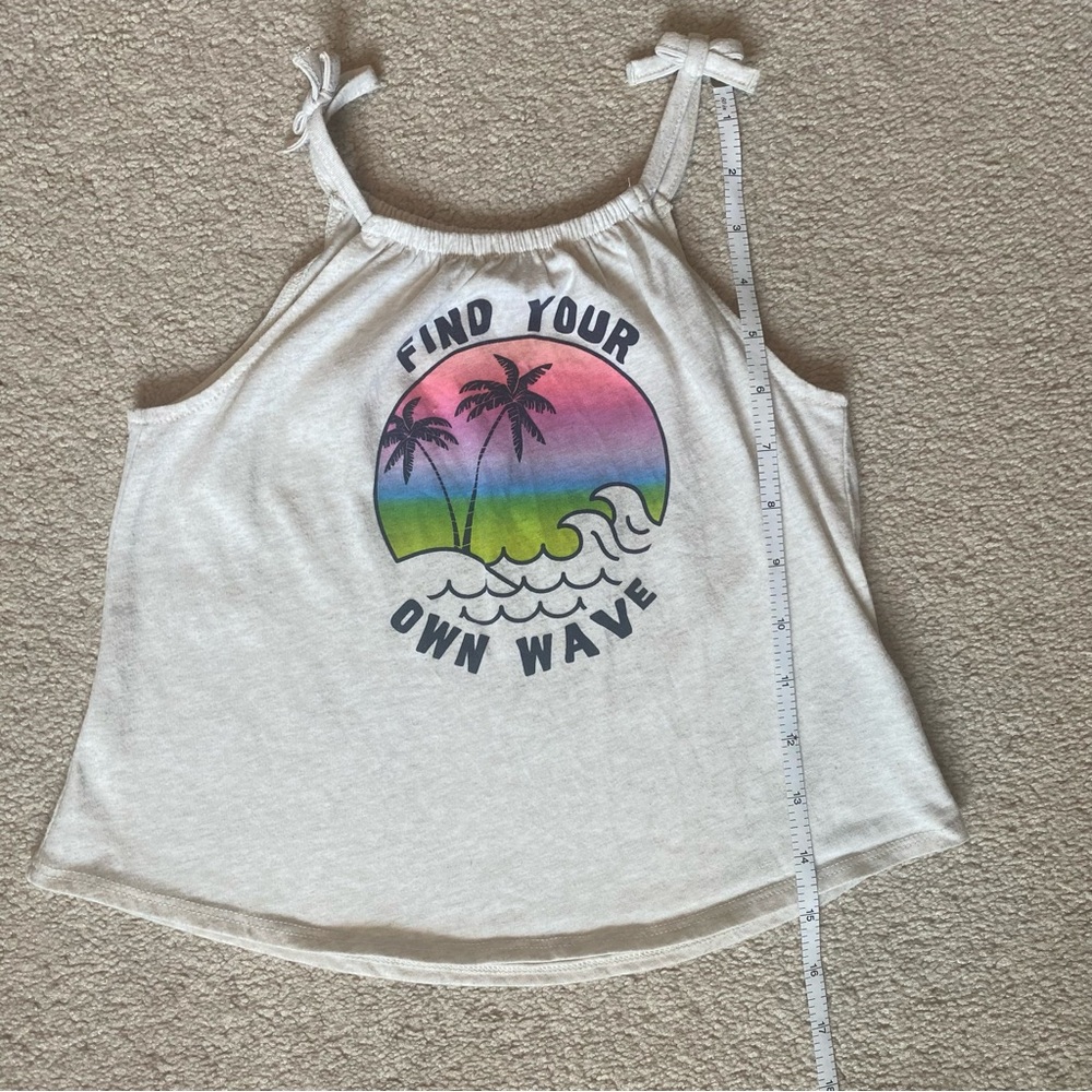 3 for $15 or 4 for $19 Tank Top “Find Your Own Wave” Size Small 6 EUC 🌊 - Picture 7 of 8
